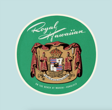 Load image into Gallery viewer, Green round luggage tag featuring Hawaii state seal and Royal Hawaiian, On The Beach At Waikiki Honolulu written on it, set against a light blue square background.