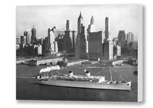 Load image into Gallery viewer, Lurline in New York City, Matson Lines Photograph, 1933
