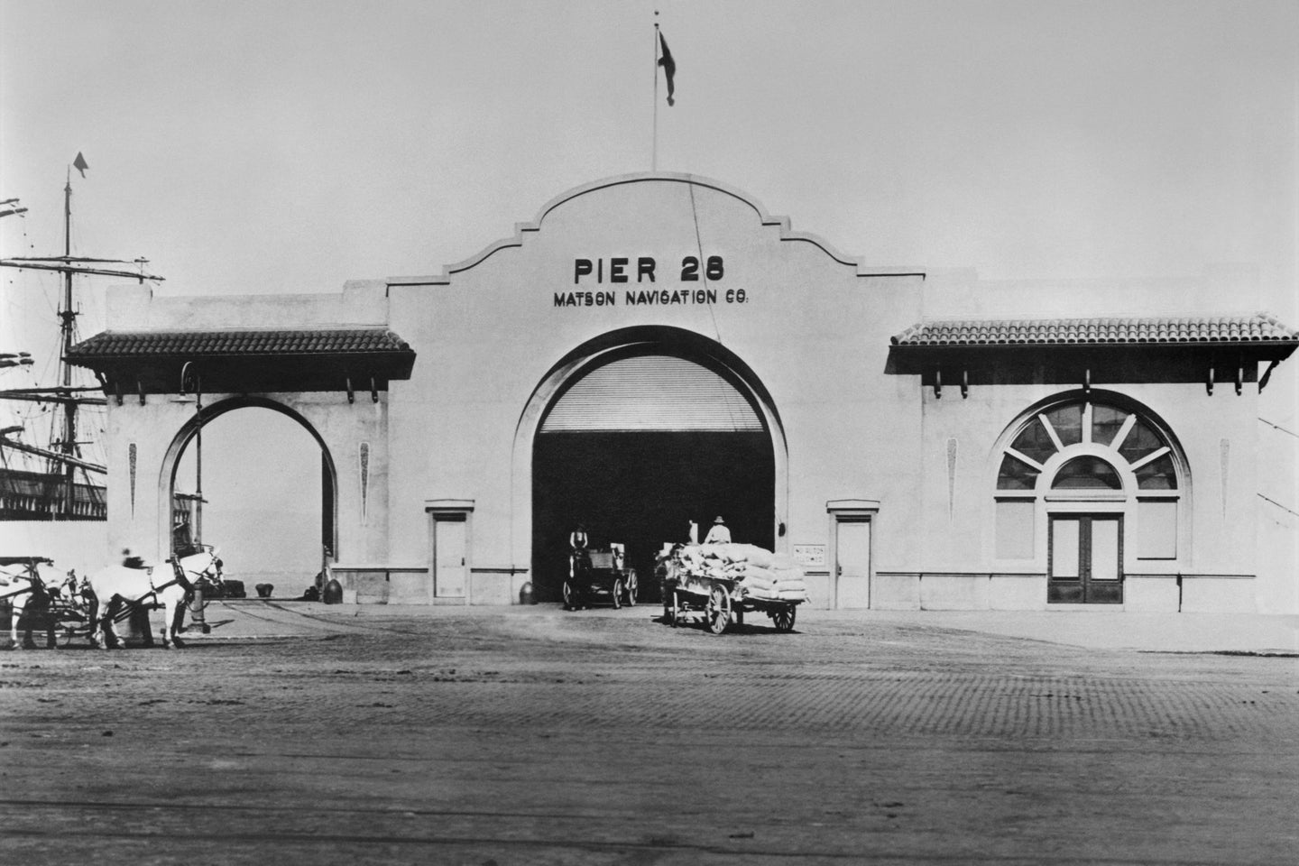 Pier 28, Matson Navigation Co., Photograph, 1916