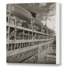 Load image into Gallery viewer, S.S. Lurline Arrival with Streamers, Late 1940s